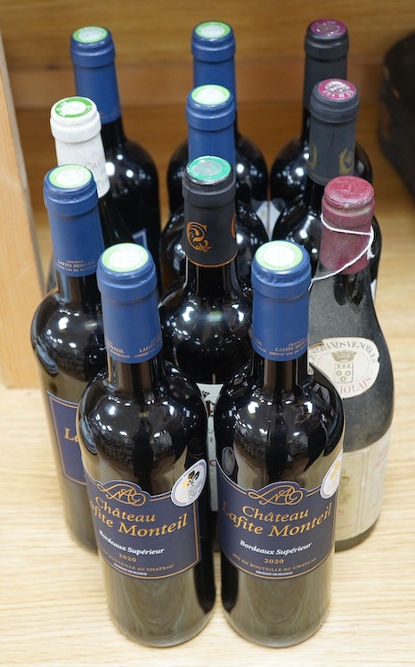 Eleven bottles of various wines to include six bottles of Chateau Lafite Monteil 2020, two bottles of Moncade Bordeaux, a bottle of Chateau L’Evasion Médoc 2020, a bottle of Les Grands Vignobles Beaujolais and a bottle o